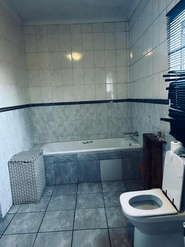 4 Bedroom Property for Sale in Malibu Village Western Cape